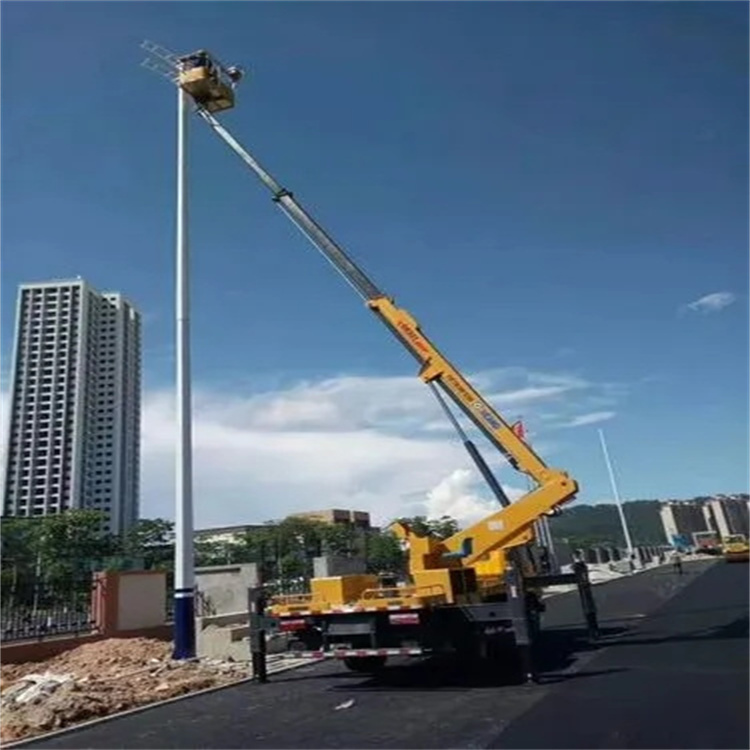 获嘉维修路灯的曲臂升降车出租